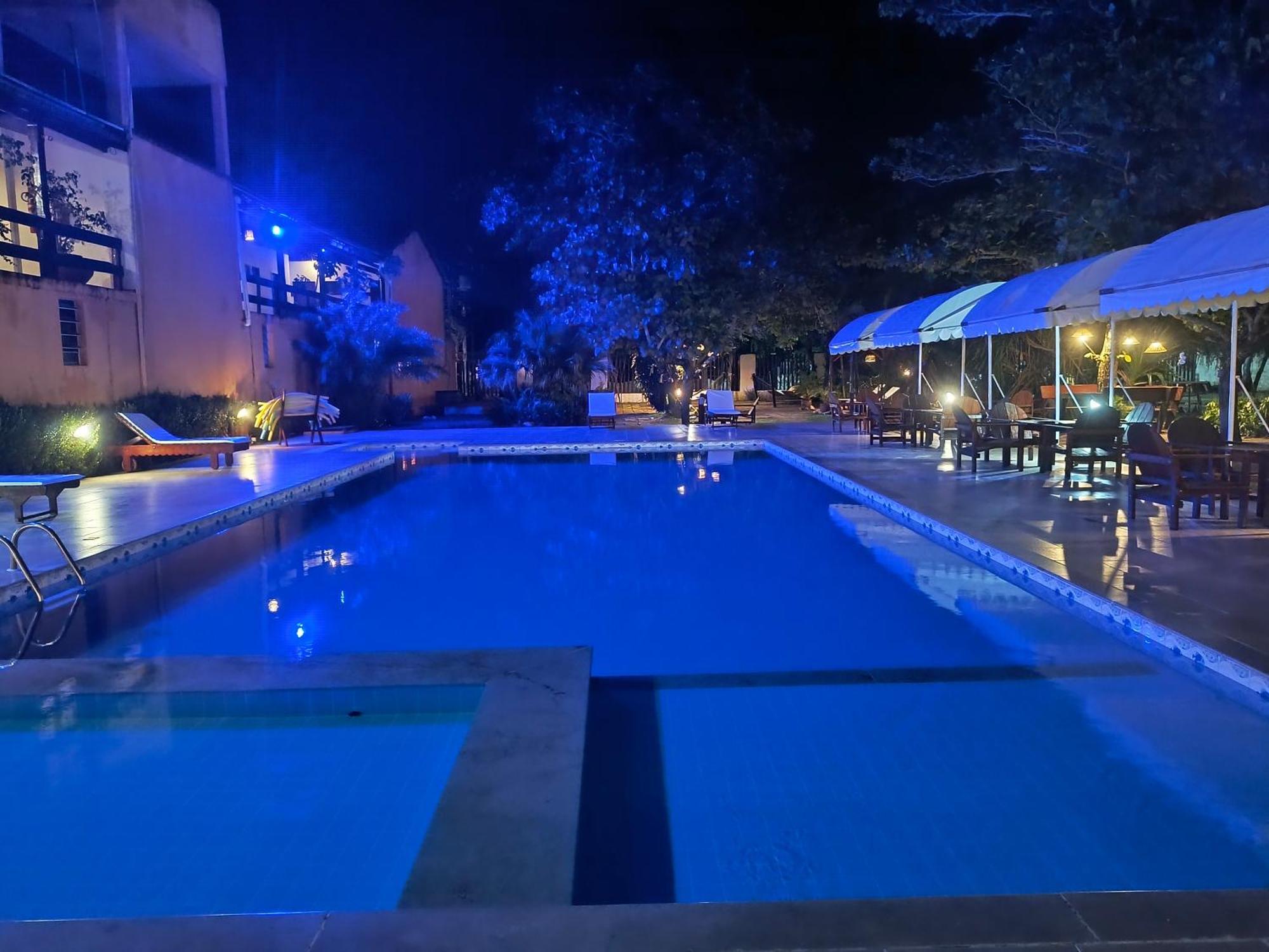 Pousada Guaratiba Prado Exterior foto